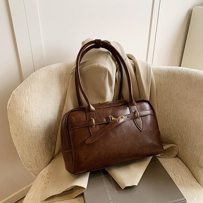 Retro large capacity underarm bag women's new spring and summer shoulder bag handheld commuter shopping bag