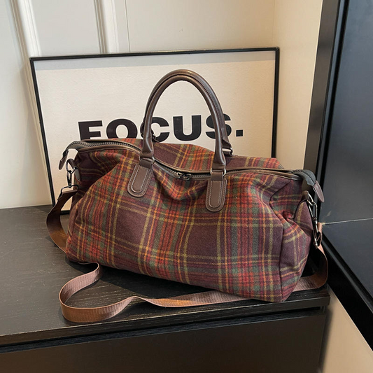 Large capacity retro plaid crossbody gym bag for short business trips and travel.