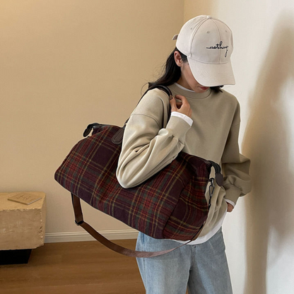 Large capacity retro plaid crossbody gym bag for short business trips and travel.