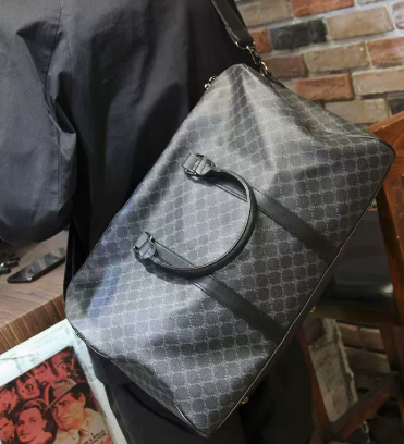 Hot Sale Pu Three-Dimensional Travel Duffle Bag Leather Fashion Man Handbag Bags Men Handbags